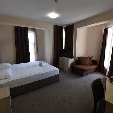 Hotel Santa Maria Obzor Exteriör bild