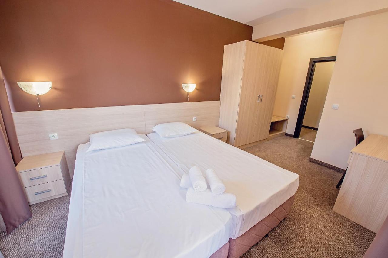 Hotel Santa Maria Obzor Exteriör bild