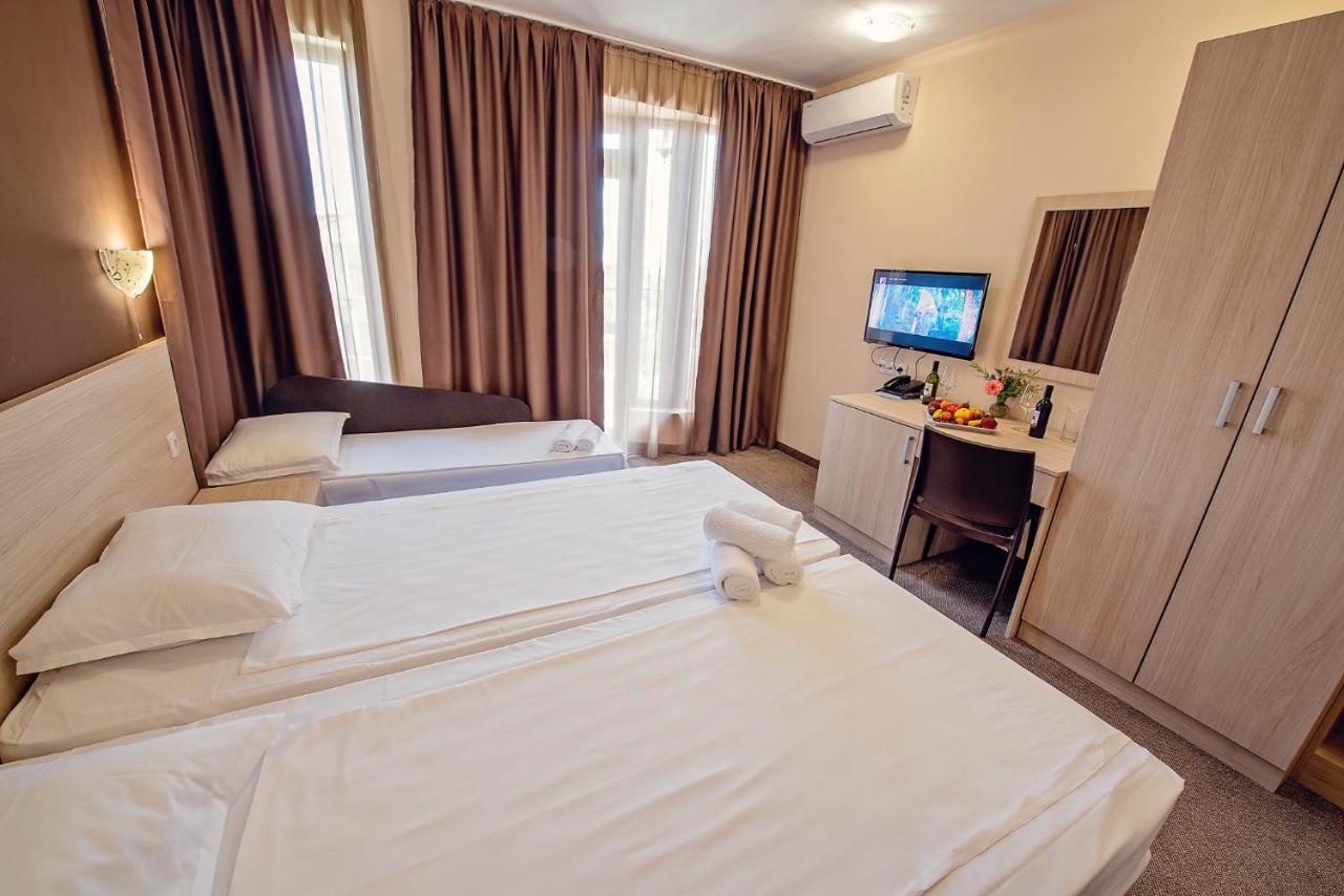 Hotel Santa Maria Obzor Exteriör bild