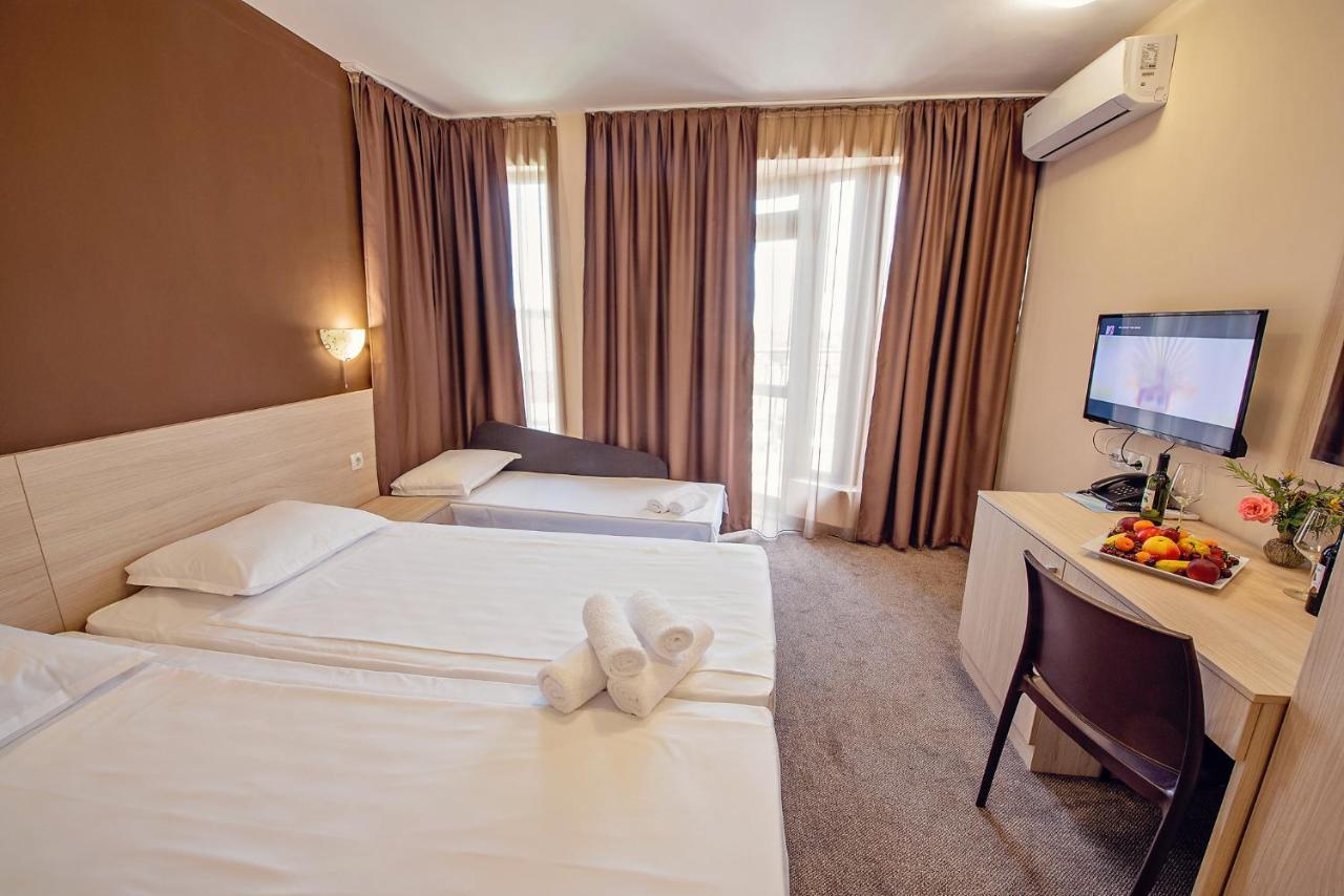 Hotel Santa Maria Obzor Exteriör bild